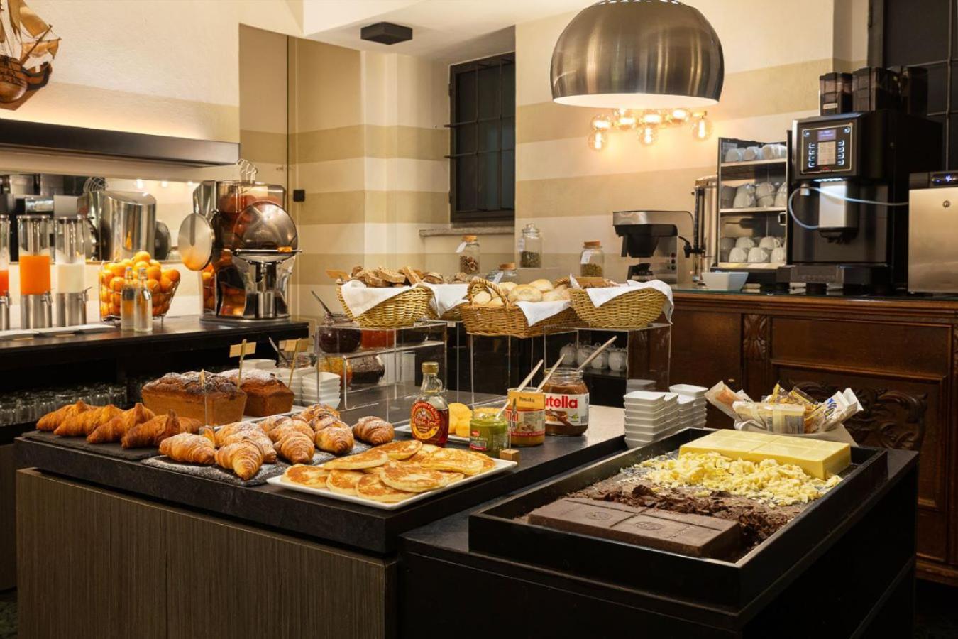 Hotel Ancora Verbania Eksteriør bilde
