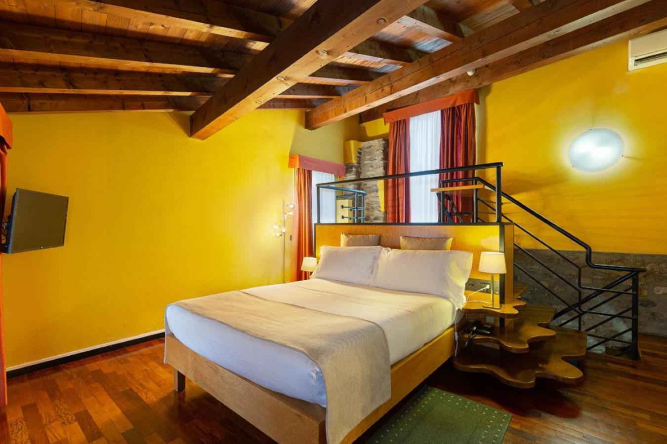 Hotel Ancora Verbania Eksteriør bilde